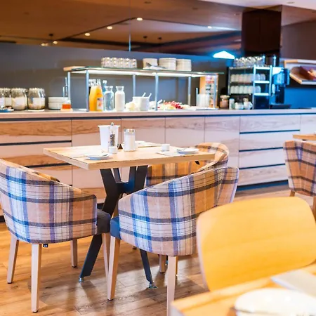 Herberg Landgasthof Linde - In Ruhiger, Laendlicher Umgebung