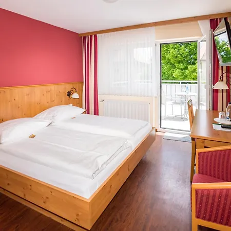 Landgasthof Linde - In Ruhiger, Laendlicher Umgebung