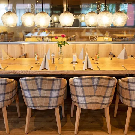 Landgasthof Linde - In Ruhiger, Laendlicher Umgebung Deggenhausertal