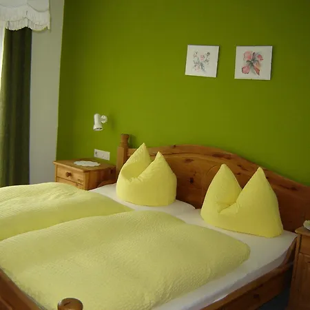 Mini-hôtel Landgasthof Linde - In Ruhiger, Laendlicher Umgebung