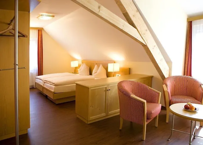 Herberg Landgasthof Linde - Direkt Am Premiumwanderweg Deggenhausertal