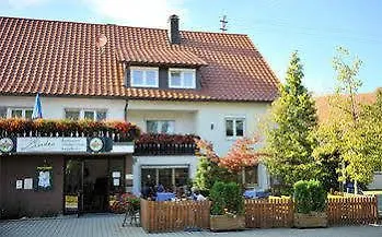 Landgasthof Linde - Direkt Am Premiumwanderweg Herberg