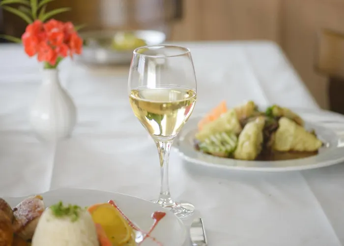 Landgasthof Linde - Direkt Am Premiumwanderweg Herberg 3*